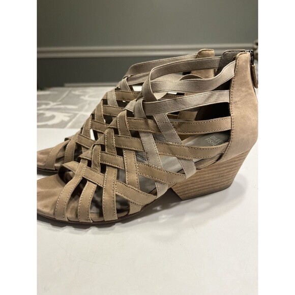 Eileen Fisher Oodle Cross Cross Strappy Tan Brown Block Heel Open Toe Sandals 9 - Picture 1 of 14